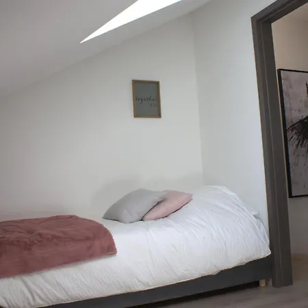 Les Clefs De Godefroy Apartamento *